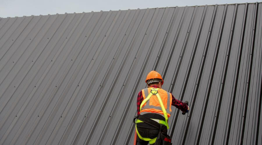 Expert Emergency Roof Repairs services in Milfay, OK